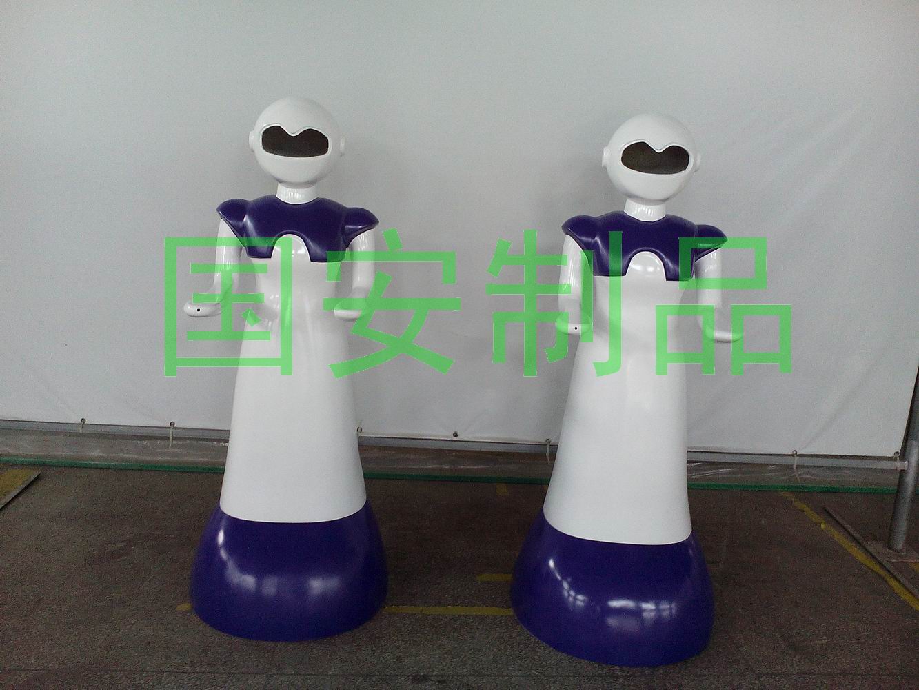 送餐機(jī)器人